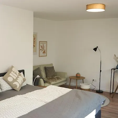 Modern, Stylish & Close To Karlsruhe Apartamento Wossingen