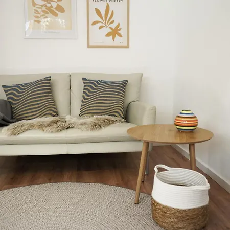 Modern, Stylish & Close To Karlsruhe *